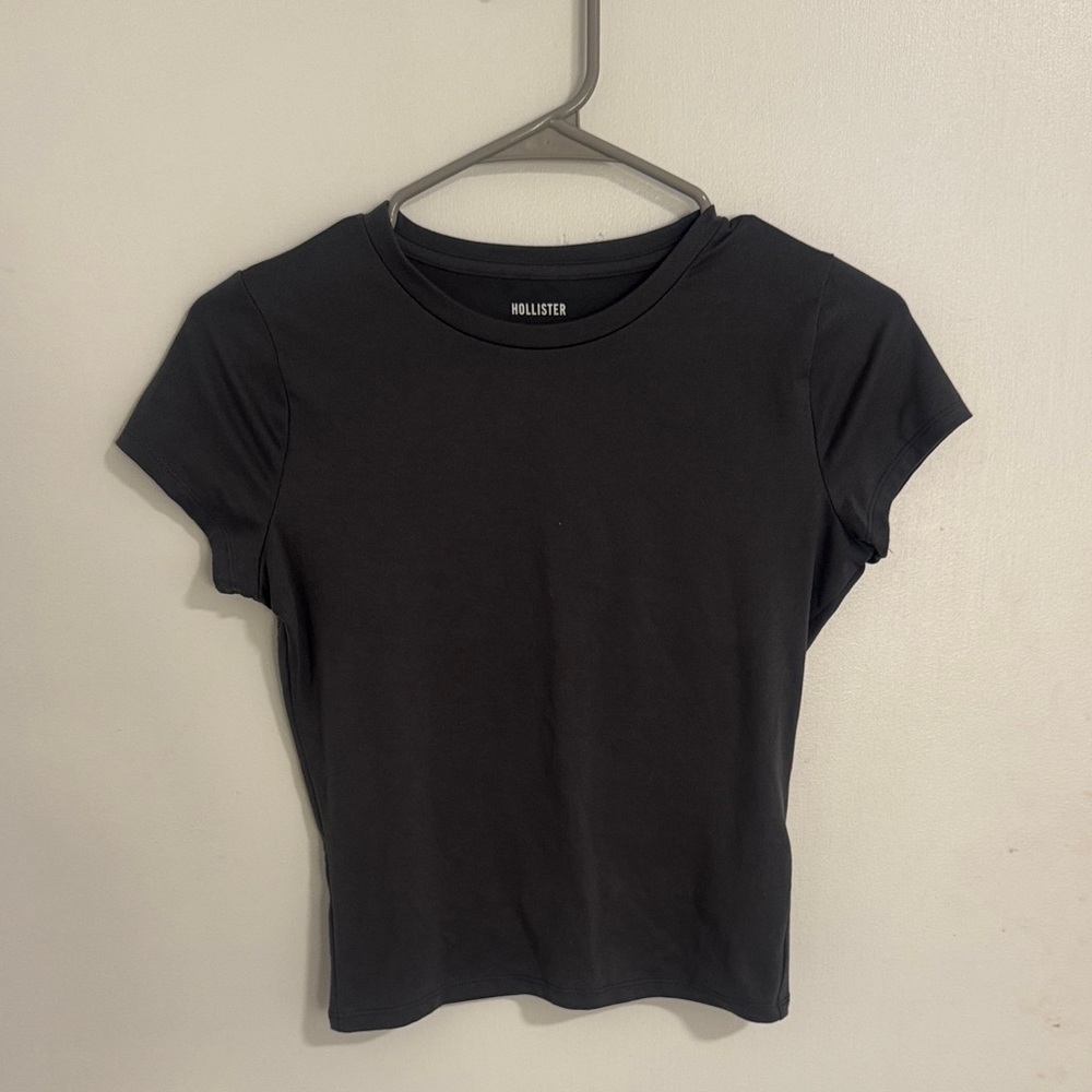 Hollister Women's Dark Grey Top